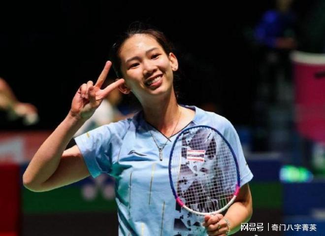 四名球员获 四名球员获