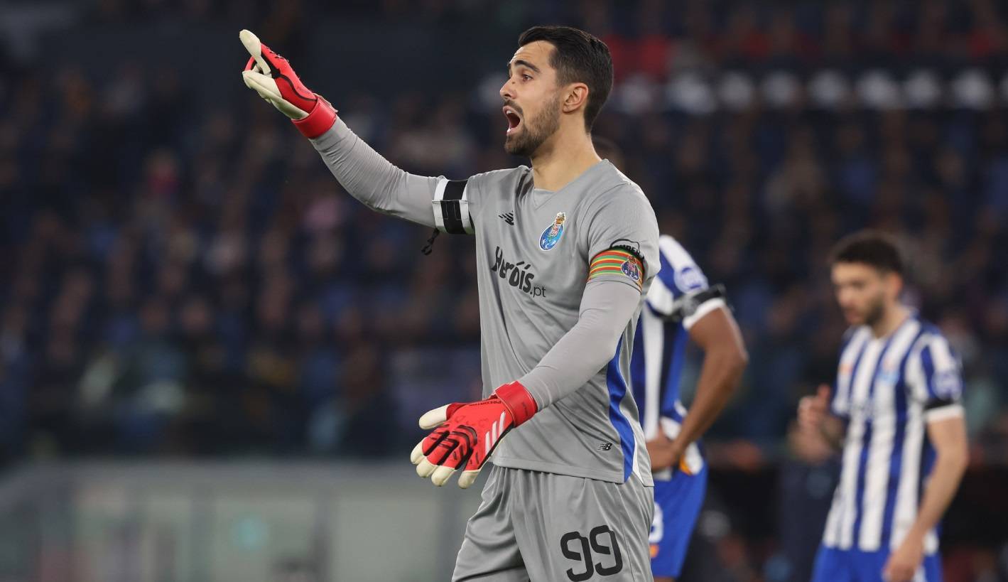 美国女子公 美国女子公