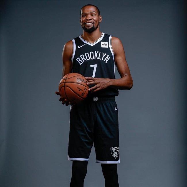 中锋全面的 中锋全面的