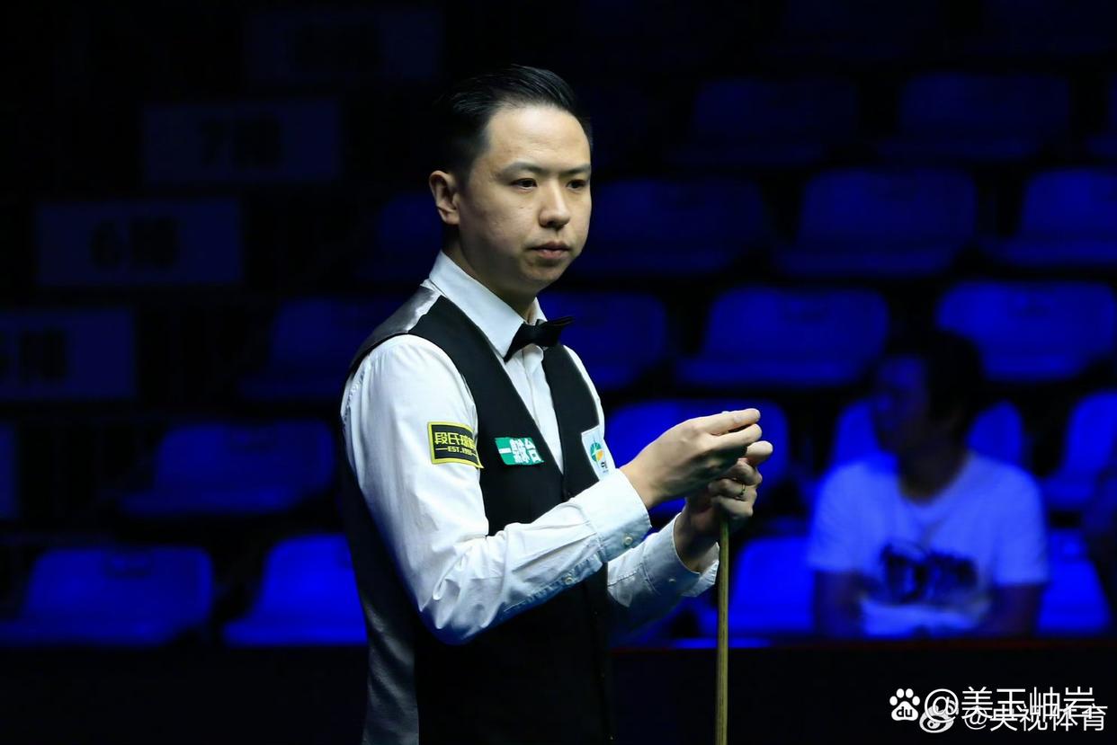 冠舞台上扮 冠舞台上扮