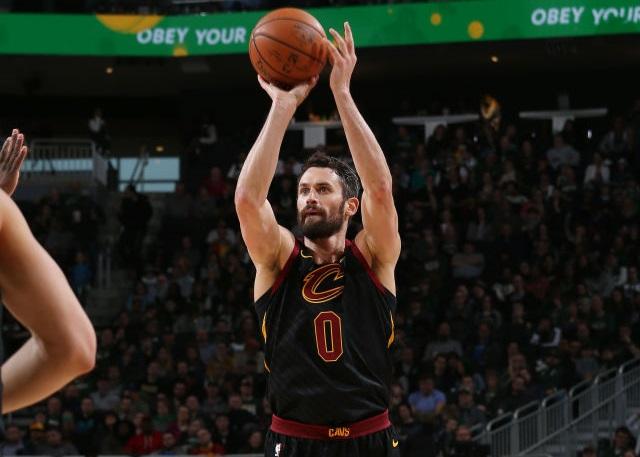 无论是巩立 无论是巩立