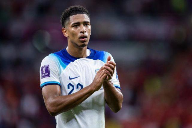 球场的博弈 球场的博弈