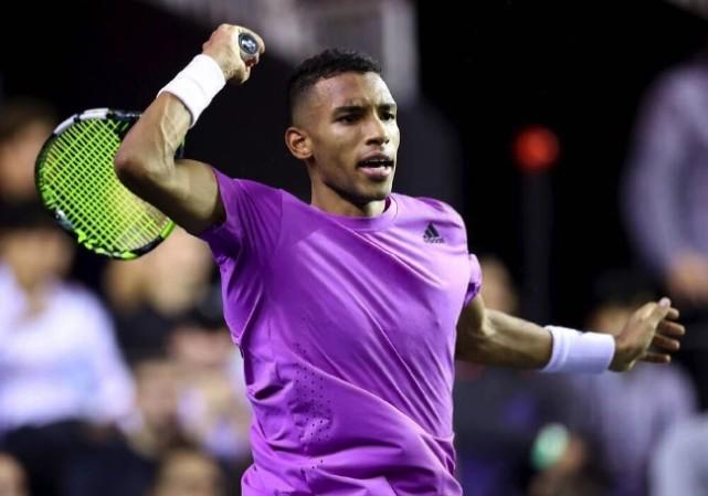 洛杉矶林火肆虐各赛事推迟或换场 湖人主帅雷迪克住家被烧毁.